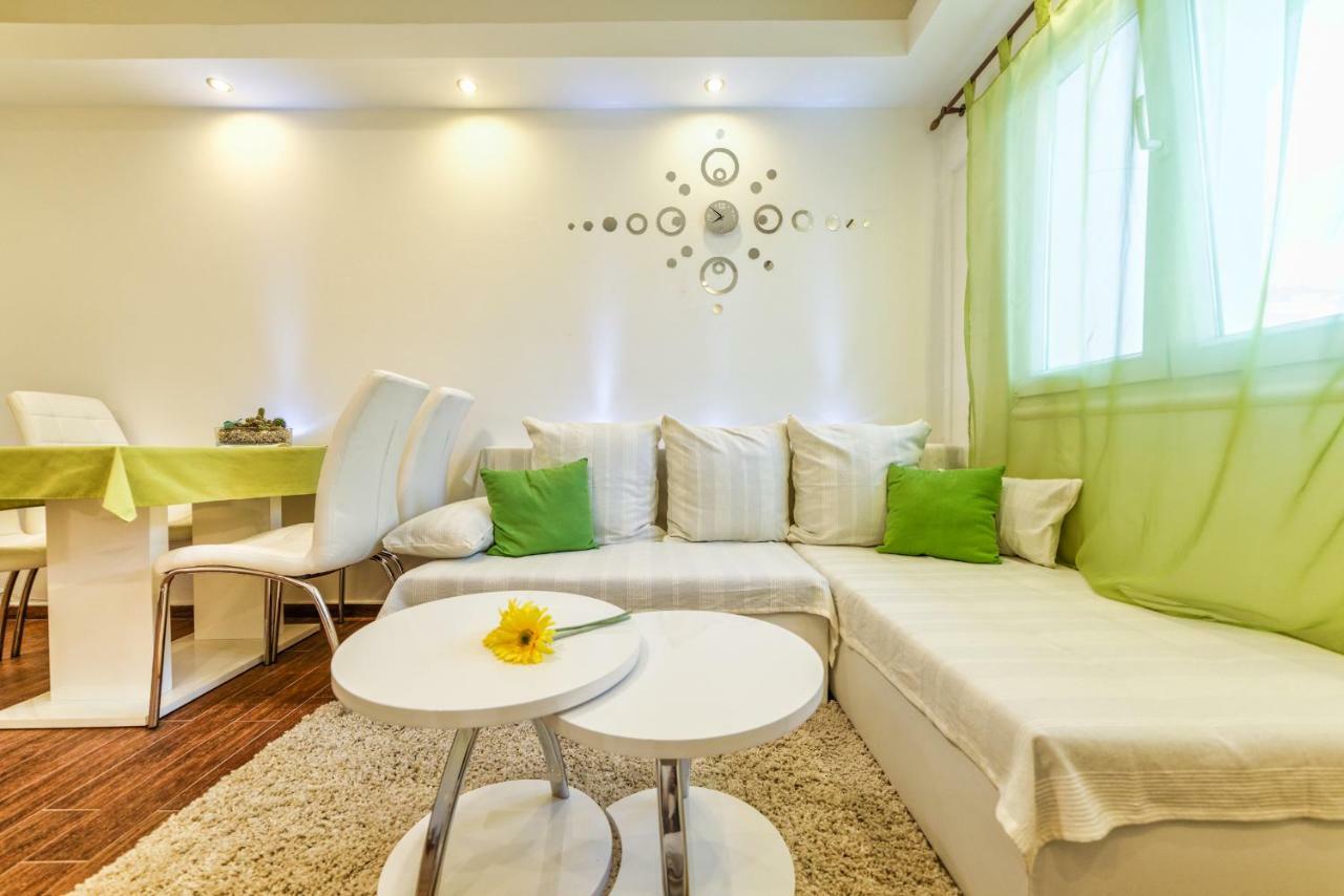 Apartments Arbis Lopar Exterior photo